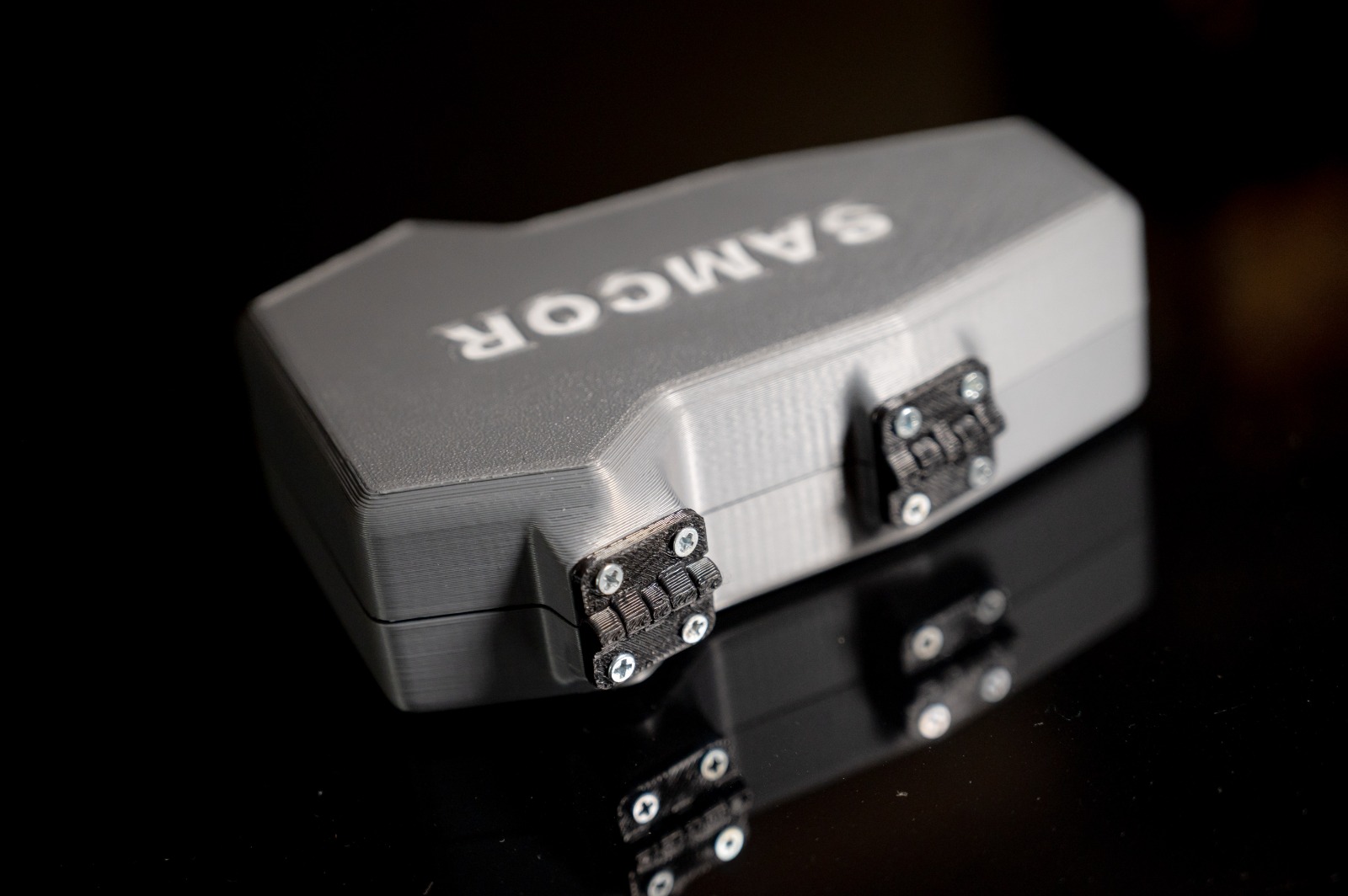 samcorcase linear (6)